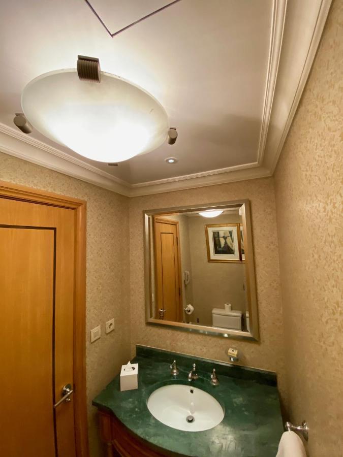 Chez Haytham At Four Seasons Nile Plaza Residential Suite Kairo Exterior foto